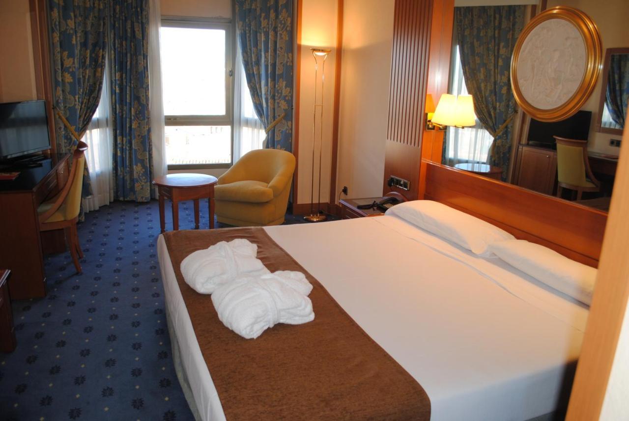 Hotel Los Bracos Logroño Dış mekan fotoğraf